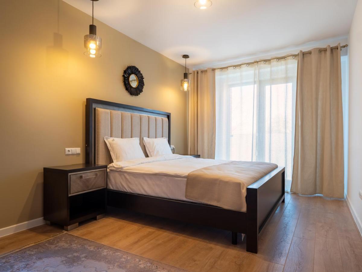 Signature Aparthotel - Boutique Галац Екстер'єр фото